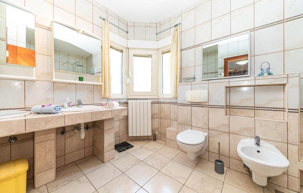 Luksuzna Villa Sa Privatnim Unutarnjim Bazenom Villa Garden Подстрана Экстерьер фото